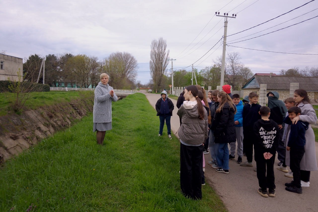В преддверии Международного дня памятников и исторических мест учреждения Слободзейского музейного объединения проводят пешие экскурсии для школьников и воспитанников детских садов В преддверии Международного дня памятников и исторических мест учреждения Слободзейского музейного объединения проводят пешие экскурсии для школьников и воспитанников детских садов