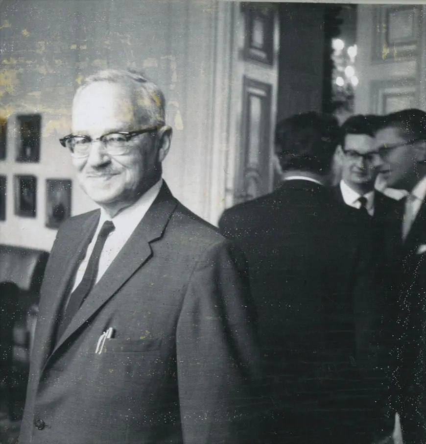 Создал основы современной статистики, разработал метод доверительных интервалов, участвовал в ключевых научных проектах XX века