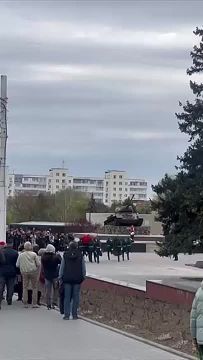 Год назад в Тирасполе перезахоронили Неизвестного Солдата на Мемориале Славы