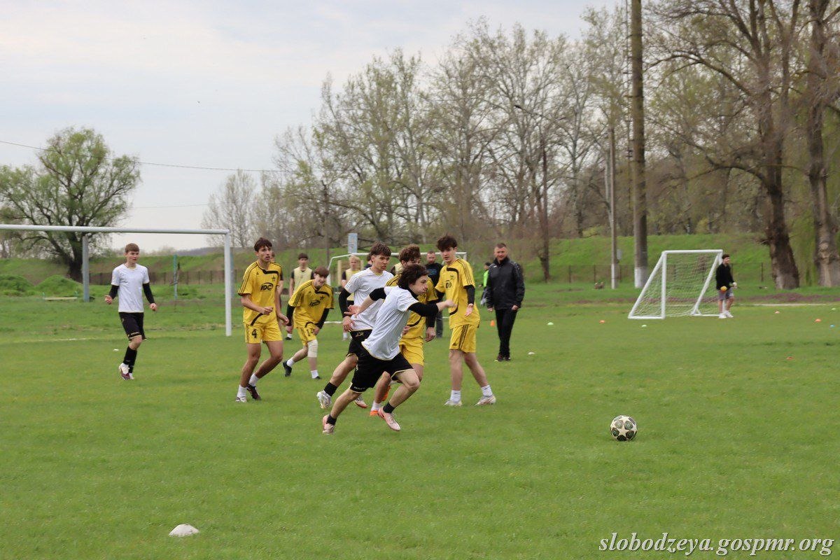 В Слободзее также прошёл первый этап финала турнира «Кожаный мяч – 2025–2026» В Слободзее также прошёл первый этап финала турнира «Кожаный мяч – 2025–2026»