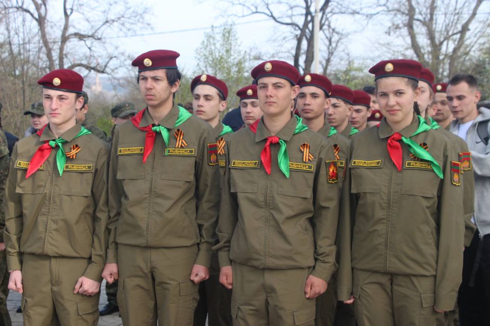 В преддверии 81-ой годовщины Великой Победы в Рыбнице прошел муниципальный тур Республиканского военно-патриотического конкурса "Юный патриот Приднестровья" В преддверии 81-ой годовщины Великой Победы в Рыбнице прошел муниципальный тур Республиканского военно-патриотического конкурса "Юный патриот Приднестровья"