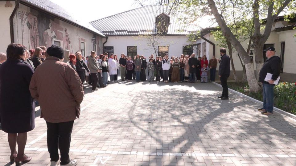 В Высшем художественном колледже прошли учения по гражданской защите В Высшем художественном колледже прошли учения по гражданской защите