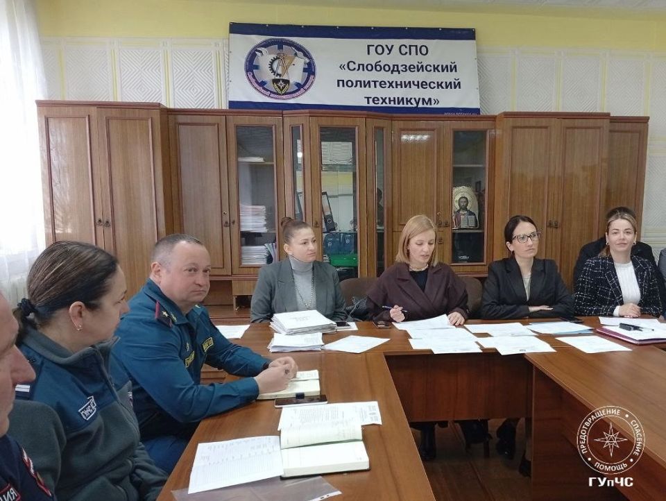 Выпускники Слободзейского политехнического техникума с местом работы опредены Выпускники Слободзейского политехнического техникума с местом работы опредены
