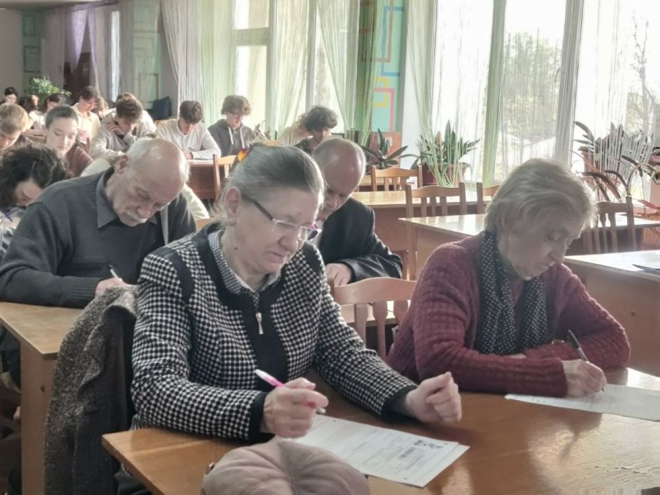 Бендерчане написали «Диктант Победы» Бендерчане написали «Диктант Победы»