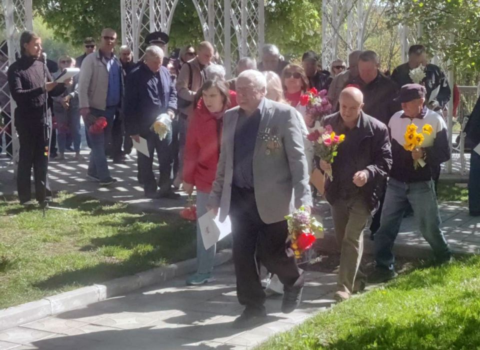 Этот митинг напомнил всем о важности памяти Этот митинг напомнил всем о важности памяти