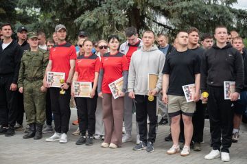 � ��������������� ��������� ������������� ���� ������ ����������� � 35-����� �������� ���������� ��� ��� � 81-� ��������� ��������� ������ � ������� ������������� �����