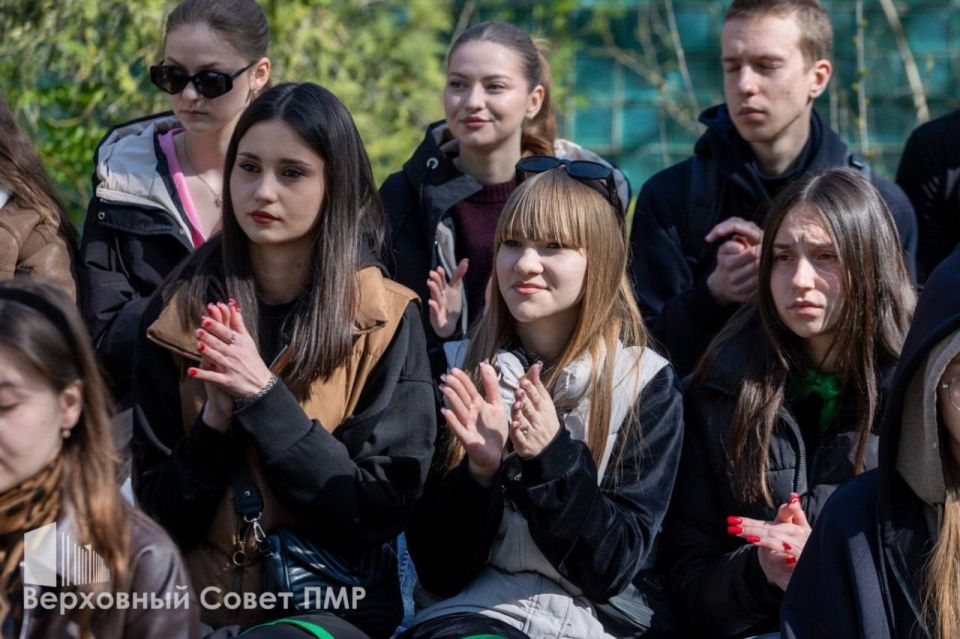 В лагере «Содружество» прошёл I Республиканский молодёжный экономический форум В лагере «Содружество» прошёл I Республиканский молодёжный экономический форум