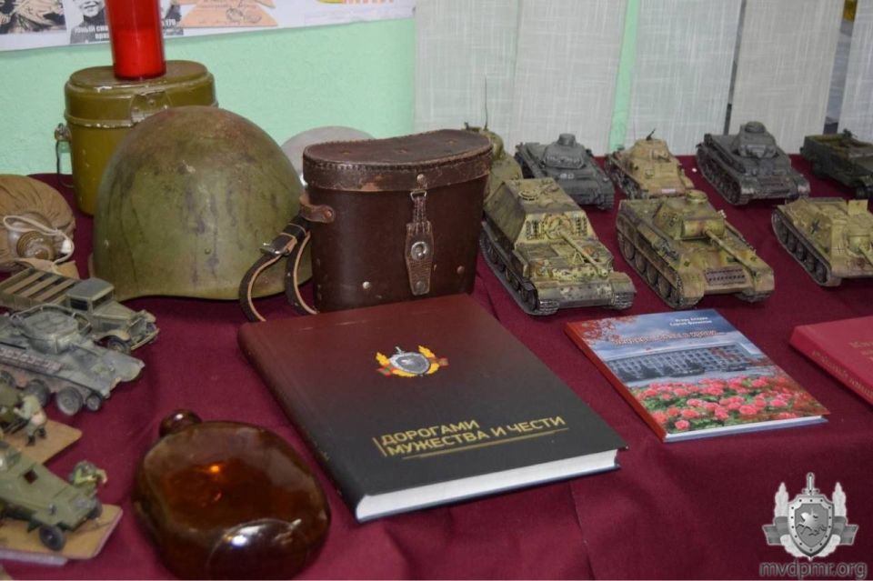 Память не тленна. В начале апреля в Молдове фактически анонсировали закрытие уникального мемориального музея, посвящённого событиям Ясско-Кишинёвской операции и Великой Отечественной войны, расположенного в селе Малиновское... Память не тленна. В начале апреля в Молдове фактически анонсировали закрытие уникального мемориального музея, посвящённого событиям Ясско-Кишинёвской операции и Великой Отечественной войны, расположенного в селе Малиновское...