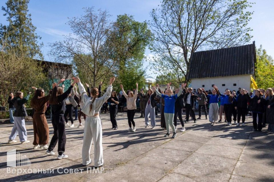 В лагере «Содружество» прошёл I Республиканский молодёжный экономический форум В лагере «Содружество» прошёл I Республиканский молодёжный экономический форум
