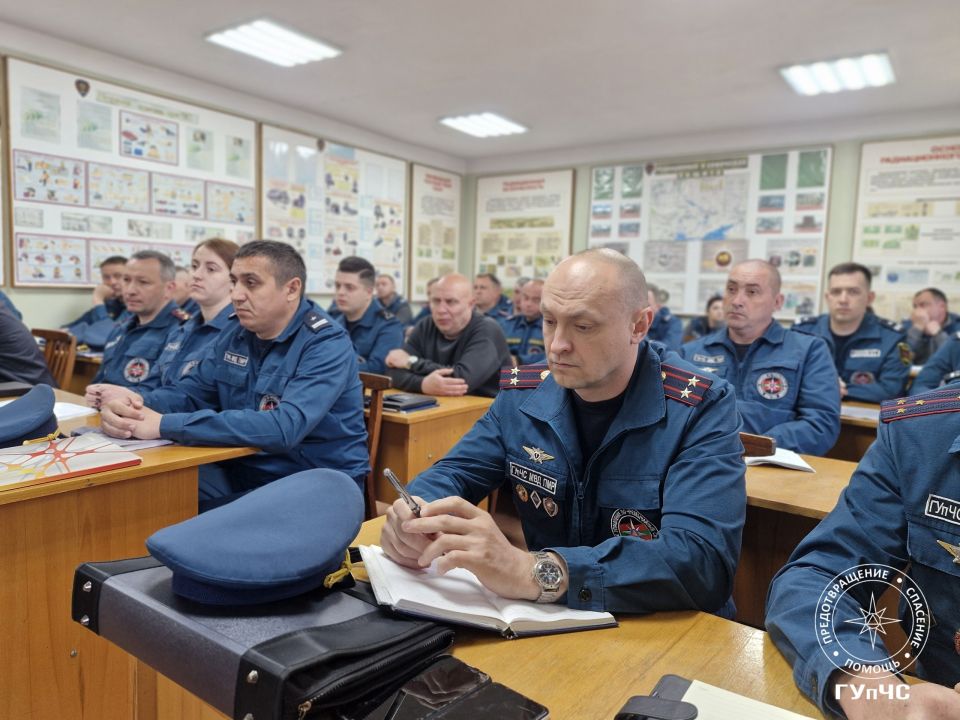 В учебно-методическом центре начались сборы руководящего состава Главного управления по чрезвычайным ситуациям МВД ПМР В учебно-методическом центре начались сборы руководящего состава Главного управления по чрезвычайным ситуациям МВД ПМР
