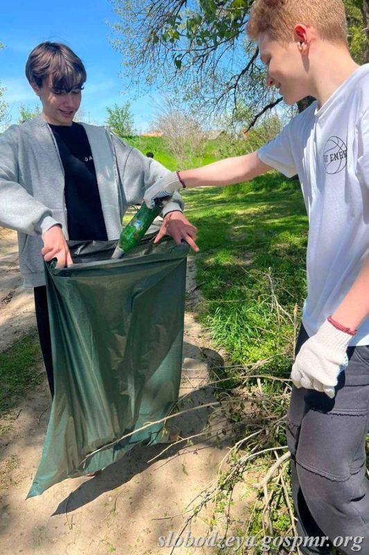 В Слободзейском районе проходит ежегодная акция «Чистые берега» В Слободзейском районе проходит ежегодная акция «Чистые берега»