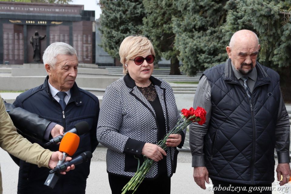 На Мемориале Славы в Тирасполе состоялся митинг памяти Николая Остапенко На Мемориале Славы в Тирасполе состоялся митинг памяти Николая Остапенко
