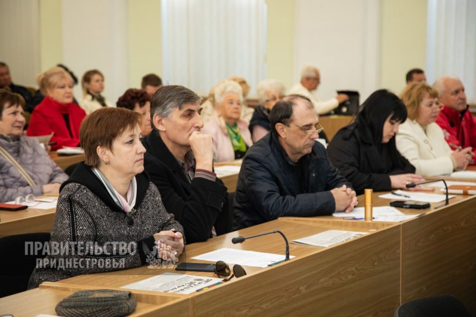 Вице-премьер Виталий Нягу принял участие в заседании Общественного совета Тирасполя Вице-премьер Виталий Нягу принял участие в заседании Общественного совета Тирасполя