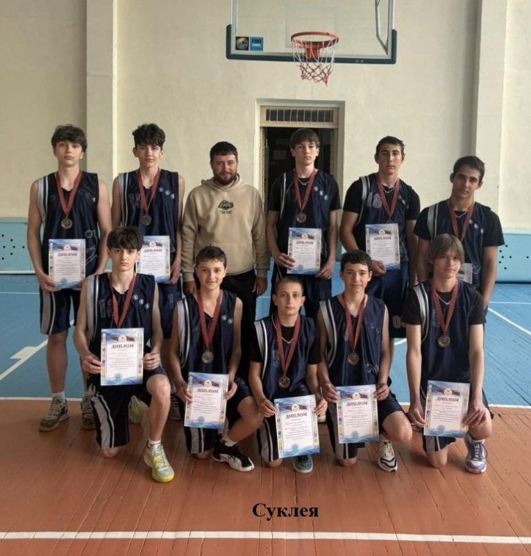 Тираспольские баскетболисты завоевывают второй чемпионский трофей Тираспольские баскетболисты завоевывают второй чемпионский трофей