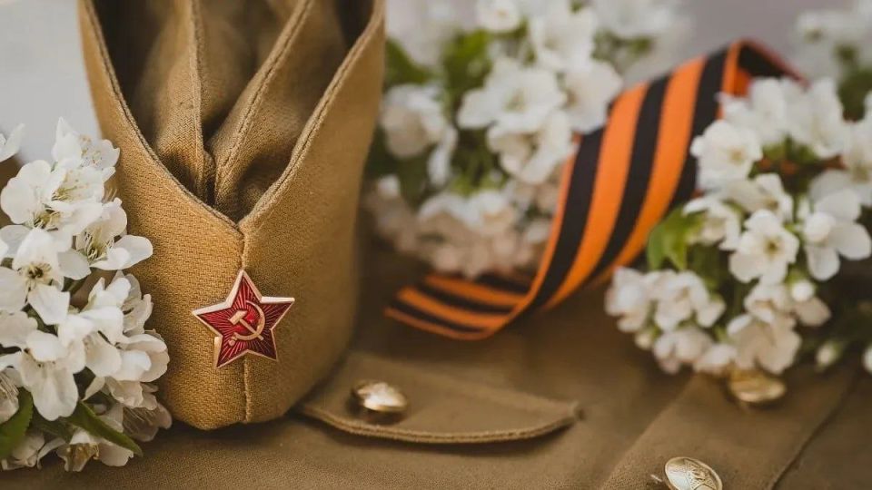 В ПГУ наградили чемпионов ПМР по волейболу В ПГУ наградили чемпионов ПМР по волейболу