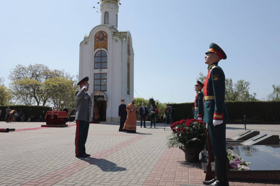НА СТОЛИЧНОМ МЕМОРИАЛЕ СЛАВЫ ПРОШЛА БОЖЕСТВЕННАЯ ЛИТУРГИЯ ПО УСОПШИМ В ВОЕННОЕ ВРЕМЯ НА СТОЛИЧНОМ МЕМОРИАЛЕ СЛАВЫ ПРОШЛА БОЖЕСТВЕННАЯ ЛИТУРГИЯ ПО УСОПШИМ В ВОЕННОЕ ВРЕМЯ
