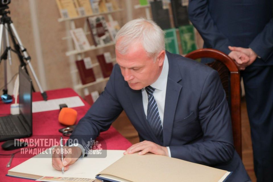 Во Дворце Республики прошло торжественное собрание к юбилею архивной отрасли