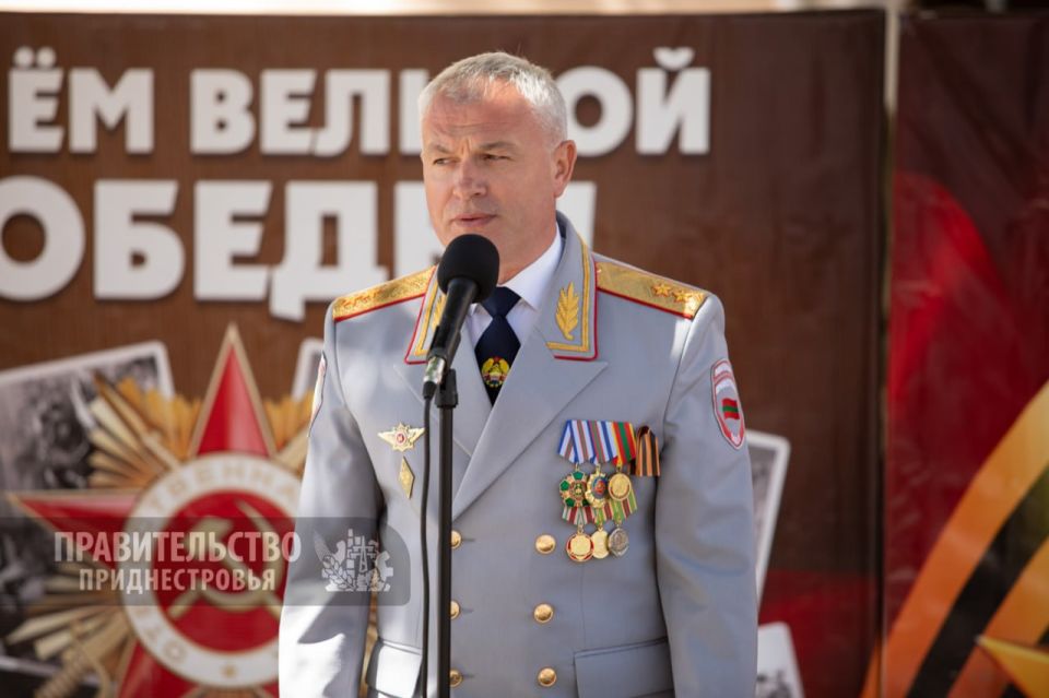 Бойцы вспоминают минувшие дни Бойцы вспоминают минувшие дни
