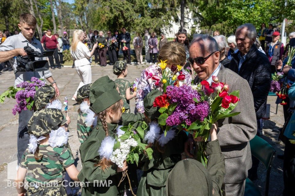 В Тирасполе почтили память погибших в годы Великой Отечественной войны В Тирасполе почтили память погибших в годы Великой Отечественной войны