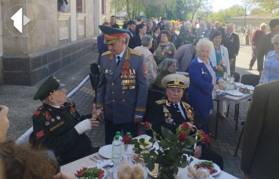 В Тирасполе проходит традиционная встреча ветеранов «Землянка» В Тирасполе проходит традиционная встреча ветеранов «Землянка»