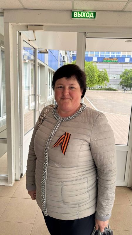 Молодёжный актив Молдавской ГРЭС провёл патриотическую акцию «Георгиевская лента» Молодёжный актив Молдавской ГРЭС провёл патриотическую акцию «Георгиевская лента»