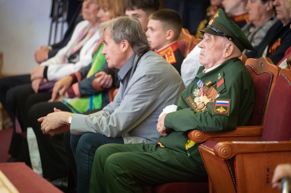 Победные песни для героев. Во Дворце Республики прошёл праздничный концерт «Навечно в памяти народной» Победные песни для героев. Во Дворце Республики прошёл праздничный концерт «Навечно в памяти народной»