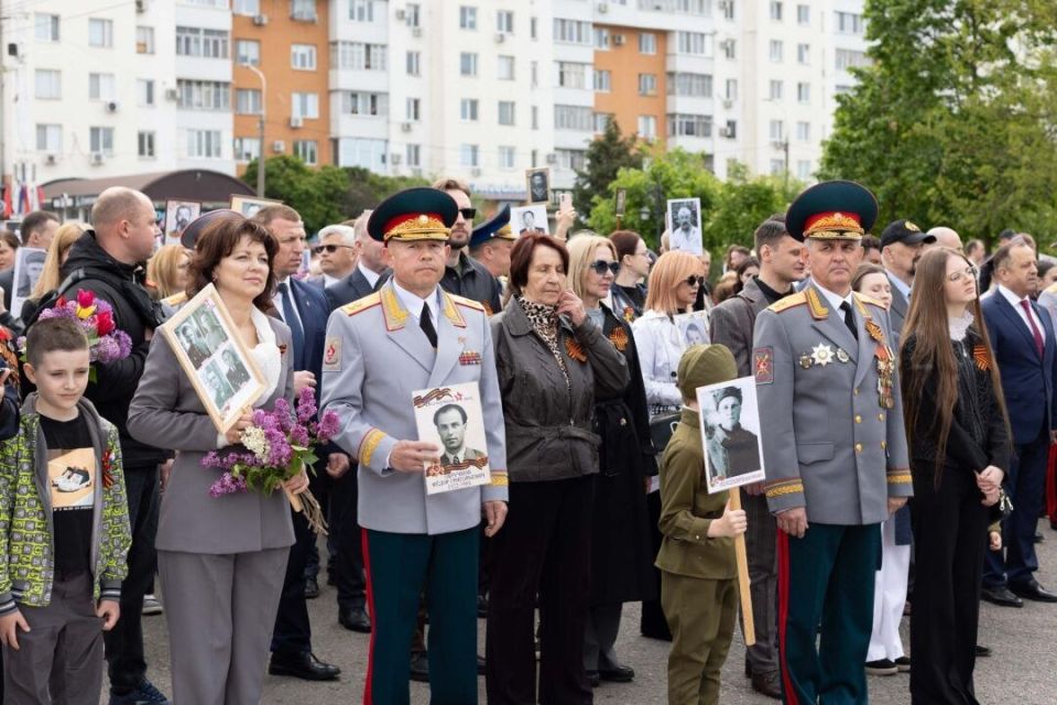«Бессмертный полк» Приднестровье: 105 тысяч с портретами «Бессмертный полк» Приднестровье: 105 тысяч с портретами