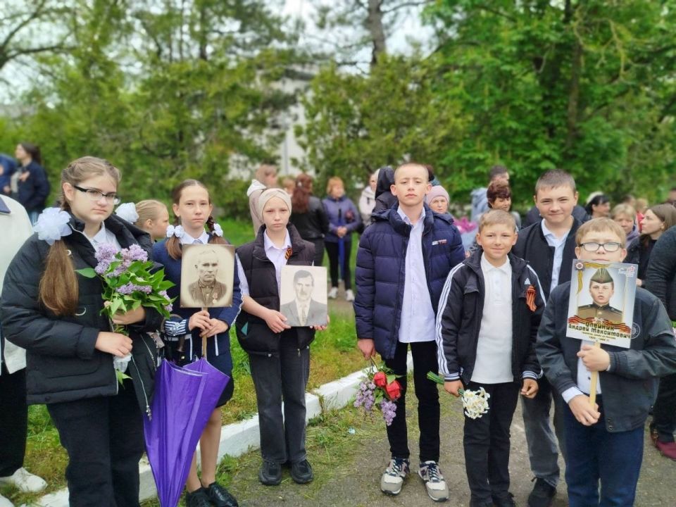 День Победы и семейная память в селе Красненькое (Рыбницкий район) День Победы и семейная память в селе Красненькое (Рыбницкий район)