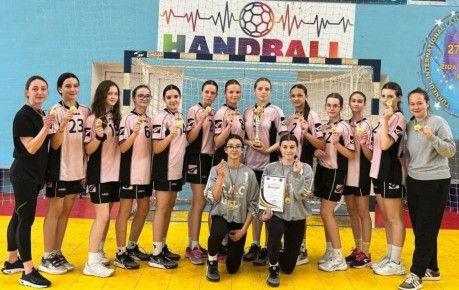 Тираспольские гандболистки выиграли чемпионат Молдавии среди девушек до 16 лет