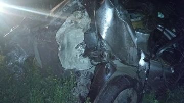 9 мая на выезде из Тирасполя «БМВ» вписался в дерево