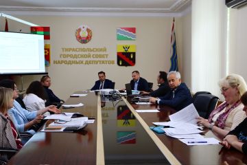 Муниципальные унитарные предприятия представили отчёты об итогах деятельности за 2025 год на заседании профильной комиссии по бюджету