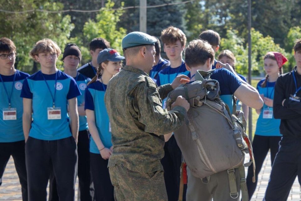 Суворовцы – победители Республиканской военно-спортивной игры «Юный патриот Приднестровья – 2026» Суворовцы – победители Республиканской военно-спортивной игры «Юный патриот Приднестровья – 2026»