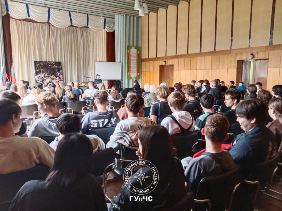 Спасатели продолжают напоминать о правилах безопасности в преддверии купального сезона