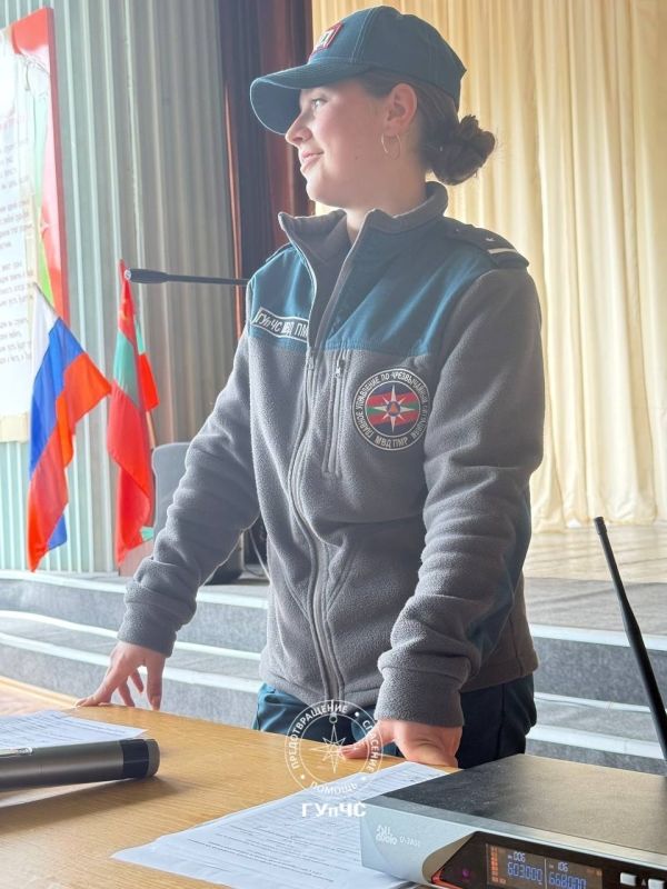 Спасатели продолжают напоминать о правилах безопасности в преддверии купального сезона Спасатели продолжают напоминать о правилах безопасности в преддверии купального сезона