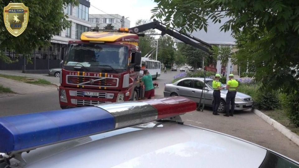Рейд с эвакуатором в Бендерах продолжается Рейд с эвакуатором в Бендерах продолжается