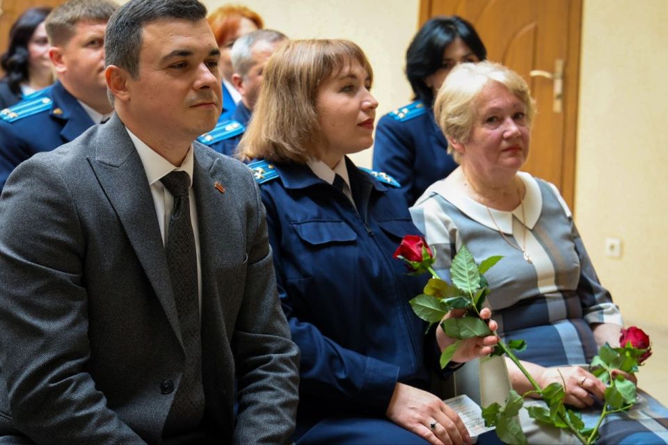 В Министерстве финансов ПМР прошло торжественное собрание ко Дню работников финансовой системы и 35-летию финансовой системы республики В Министерстве финансов ПМР прошло торжественное собрание ко Дню работников финансовой системы и 35-летию финансовой системы республики