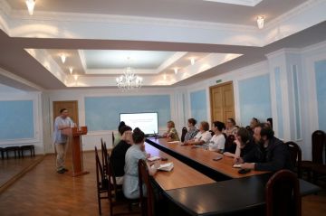 В ГОСУДАРСТВЕННОЙ СЛУЖБЕ ПО КУЛЬТУРЕ И ИСТОРИЧЕСКОМУ НАСЛЕДИЮ ПМР СОСТОЯЛОСЬ ЛЕКЦИЯ ОБ ИСТОРИИ ФОРМИРОВАНИЯ ОБЩНОСТИ «ПРИДНЕСТРОВСКИЙ НАРОД», ЕГО ИДЕНТИЧНОСТИ И МНОГОНАЦИОНАЛЬНОСТИ