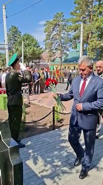 Памятник пограничникам торжественно открыли в Рыбнице