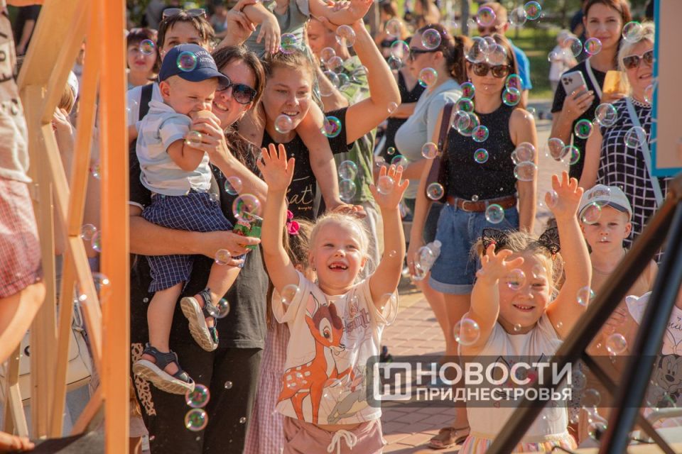 Большой праздник в честь Дня защиты детей будет в Екатерининском парке Тирасполя в это воскресенье, 31 мая Большой праздник в честь Дня защиты детей будет в Екатерининском парке Тирасполя в это воскресенье, 31 мая