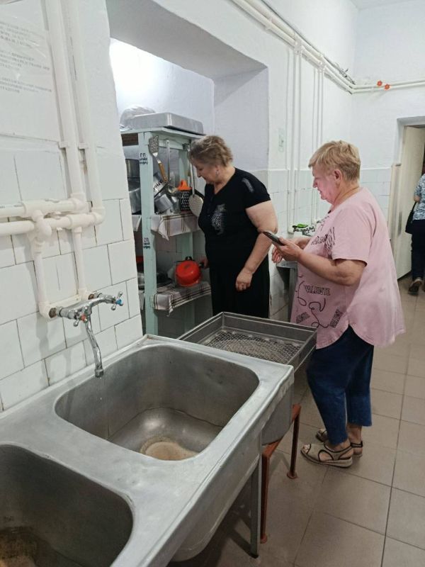 Сегодня в школах Бендер проходит проверка готовности летних оздоровительных лагерей дневного пребывания Сегодня в школах Бендер проходит проверка готовности летних оздоровительных лагерей дневного пребывания