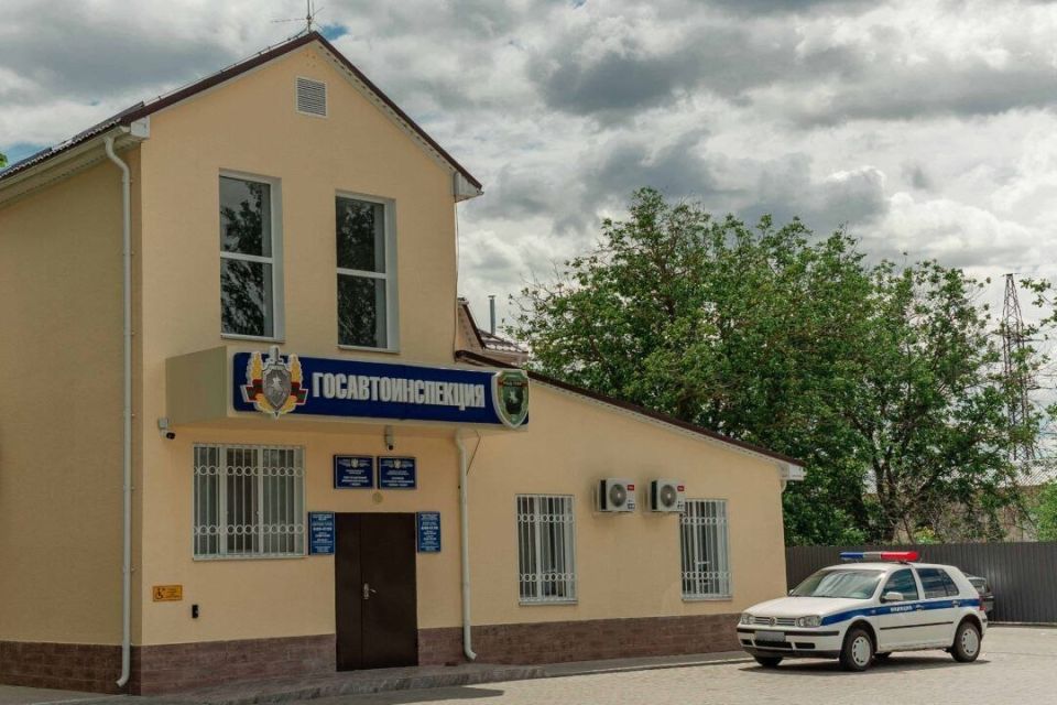 ВОДИТЕЛИ СДАЛИ ГОСЭКЗАМЕН НА ПРАВО УПРАВЛЕНИЯ ГРУЗОВЫМИ АВТОМОБИЛЯМИ ВОДИТЕЛИ СДАЛИ ГОСЭКЗАМЕН НА ПРАВО УПРАВЛЕНИЯ ГРУЗОВЫМИ АВТОМОБИЛЯМИ