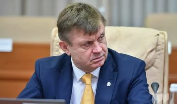 Валериу Киверь настаивает, перевести школы Приднестровья на молдавскую программу обучения на румынском языке