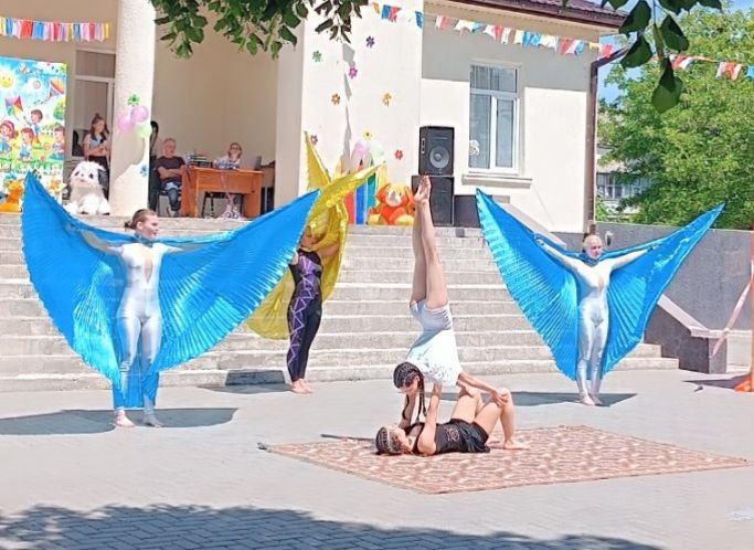 В Протягайловке прошёл весёлый праздник, посвящённый Дню защиты детей В Протягайловке прошёл весёлый праздник, посвящённый Дню защиты детей