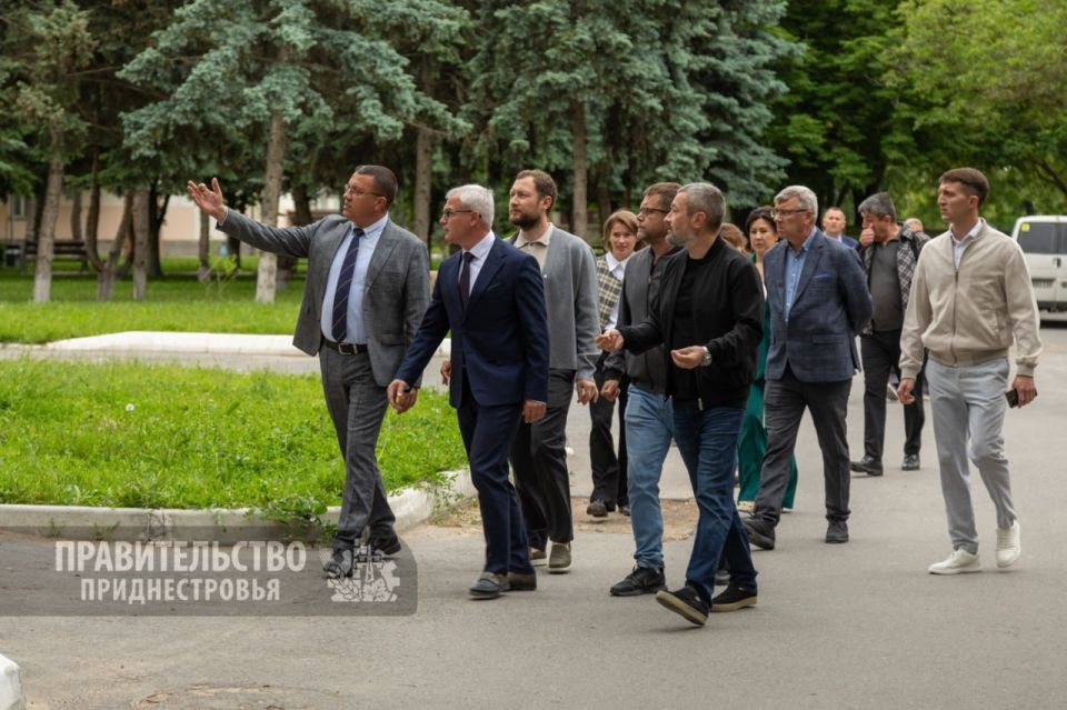 Виталий Нягу проинспектировал объекты Фонда капвложений в РКБ и ПГУ Виталий Нягу проинспектировал объекты Фонда капвложений в РКБ и ПГУ