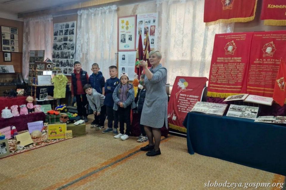 Более полутысячи школьников посещают летние оздоровительные площадки Более полутысячи школьников посещают летние оздоровительные площадки