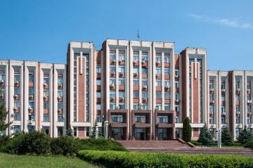 Президента проинформировали о парламентской деятельности в период первой сессии Верховного Совета VIII созыва