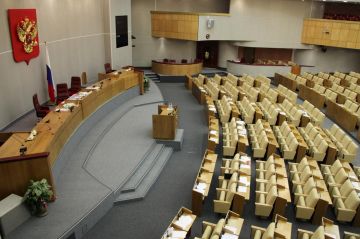В Госдуме предлагают запретить депутатам и сенаторам иметь недвижимость за границей
