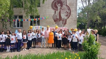 В МОУ ДО «СЛОБОДЗЕЙСКАЯ ДЕТСКАЯ ХУДОЖЕСТВЕННАЯ ШКОЛА» СОСТОЯЛСЯ ЮБИЛЕЙНЫЙ ВЫПУСК УЧАЩИХСЯ