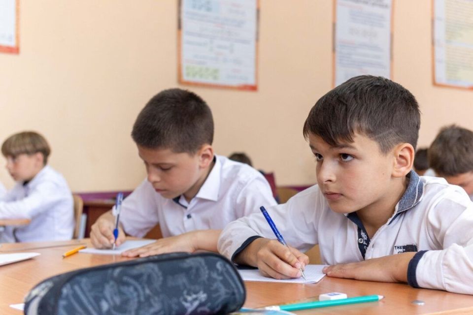 Будущие суворовцы продолжают сдавать вступительные экзамены Будущие суворовцы продолжают сдавать вступительные экзамены