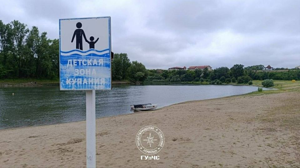 На пляже в Бендерах из воды извлекли 18-летнего парня